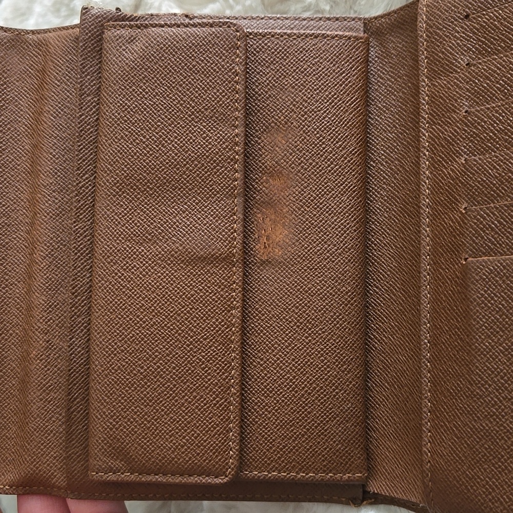 Vintage Louis Vuitton Monogram Wallet / Agenda / Passport Holder - Picture 5 of 15